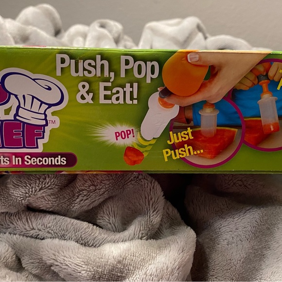 Pop Chef, shape fruit cutter as seen on tv. 10 piece kit. Never used. - Picture 8 of 14